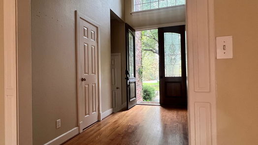 Conroe 2-story, 4-bed 2426 Carriage Lamp Lane-idx