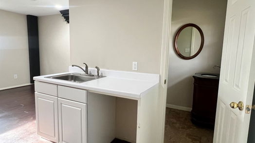Conroe 2-story, 4-bed 2426 Carriage Lamp Lane-idx
