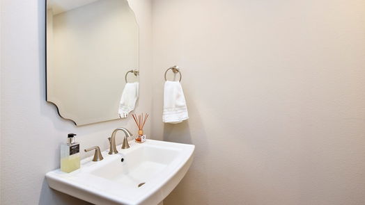 Shenandoah 2-story, 3-bed 118 Cinder Berry Street-idx