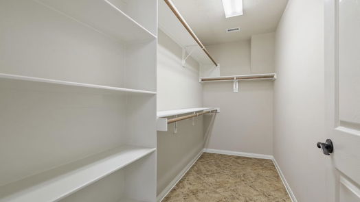 The Woodlands 1-story, 3-bed 38 E Kentwick Place-idx