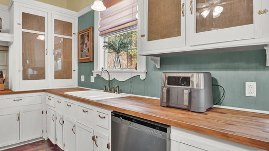 Conroe 3-story, 4-bed 12007 Forest View Trail-idx