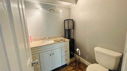 Conroe 2-story, 4-bed 214 Sherbrook Circle-idx