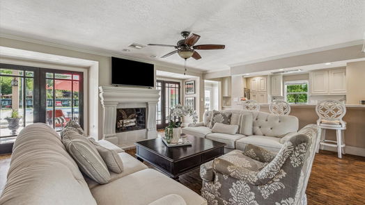 Conroe 2-story, 5-bed 300 Brook Hollow Drive-idx