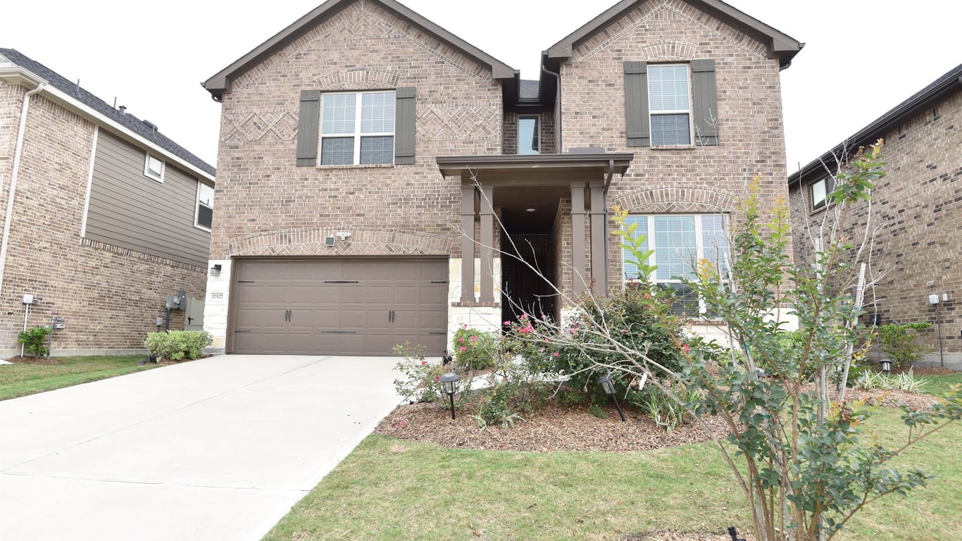 Conroe 2-story, 4-bed 17527 White Baneberry Drive-idx