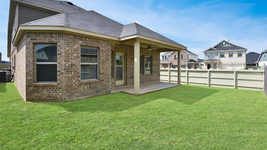 Conroe 2-story, 4-bed 17681 Tree Of Heaven-idx