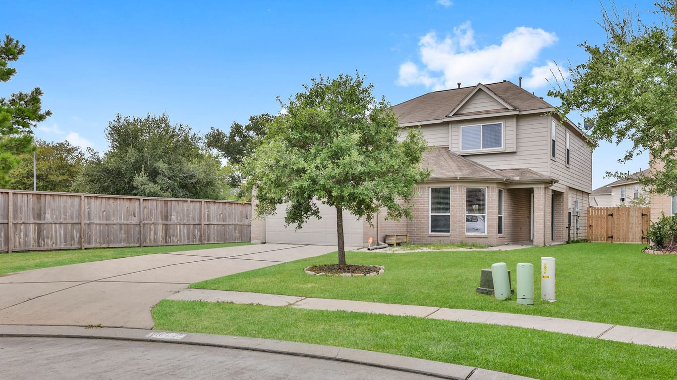 Conroe 2-story, 4-bed 16824 Infield Court-idx