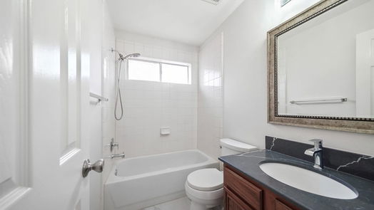 Conroe 1-story, 3-bed 32411 Golden Oak Park Lane-idx