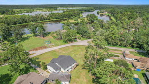 Conroe 2-story, 4-bed 302 Brook Hollow Drive-idx