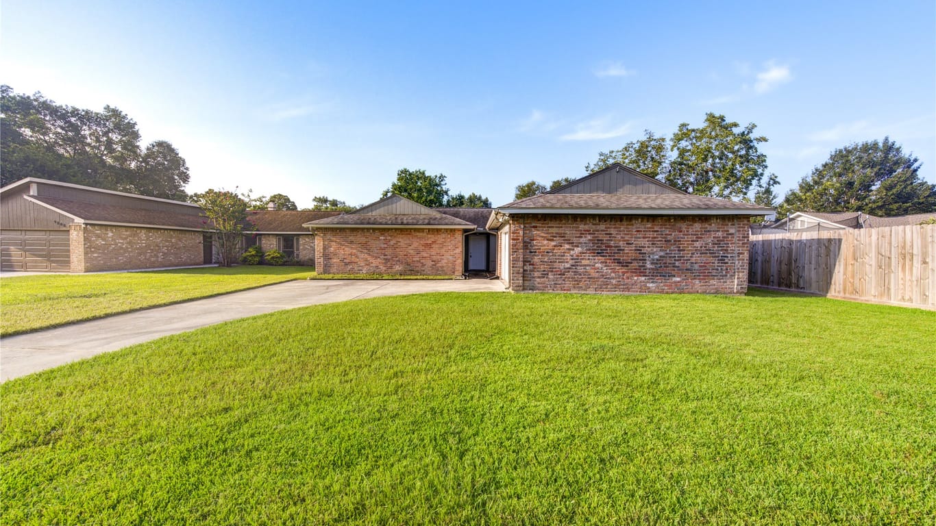 Conroe null-story, 3-bed 9804 Wren Court-idx