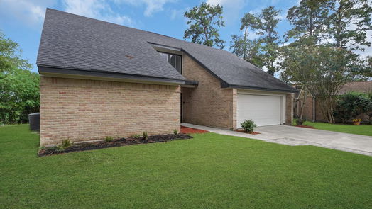 Conroe 2-story, 4-bed 9910 Robin Court-idx