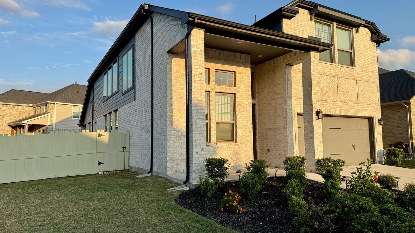 Conroe 2-story, 4-bed 10297 Bayou Oaks Drive-idx