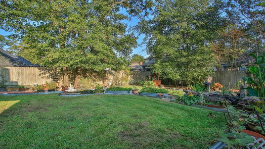 Conroe 2-story, 4-bed 218 Pine Manor Drive-idx