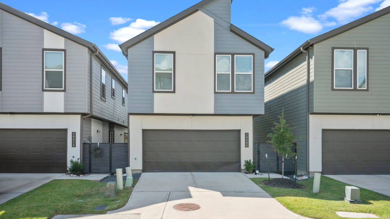 Shenandoah 2-story, 3-bed 18306 W Centro Circle-idx