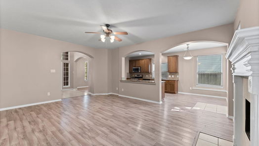 The Woodlands 2-story, 4-bed 14 Prairie Oak Drive-idx