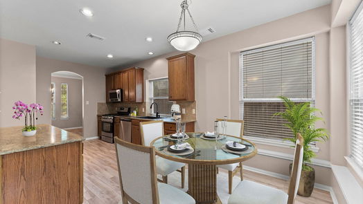 The Woodlands 2-story, 4-bed 14 Prairie Oak Drive-idx