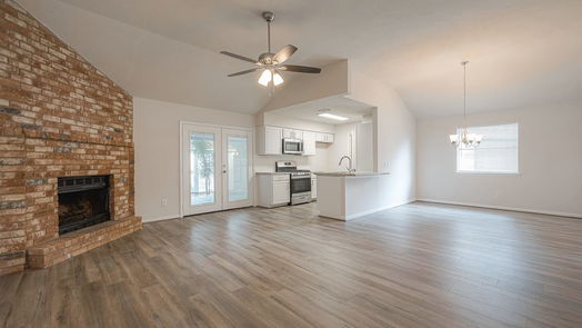 Conroe 1-story, 3-bed 415 E Little Oak Court-idx
