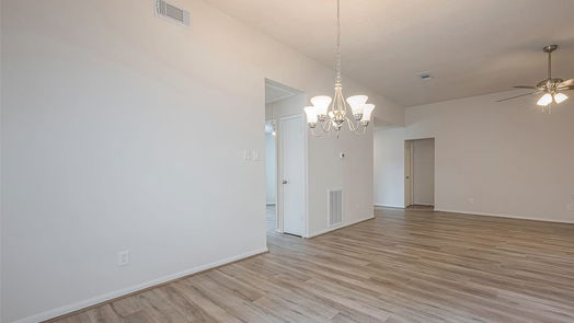 Conroe 1-story, 3-bed 415 E Little Oak Court-idx