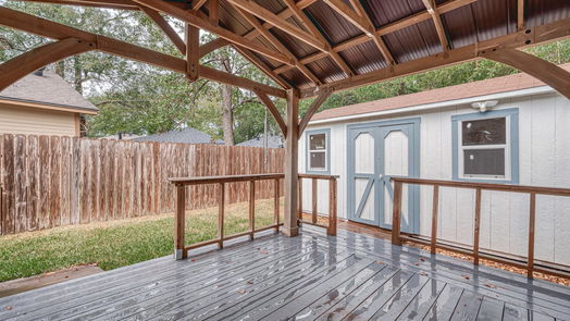 Conroe 1-story, 3-bed 415 E Little Oak Court-idx