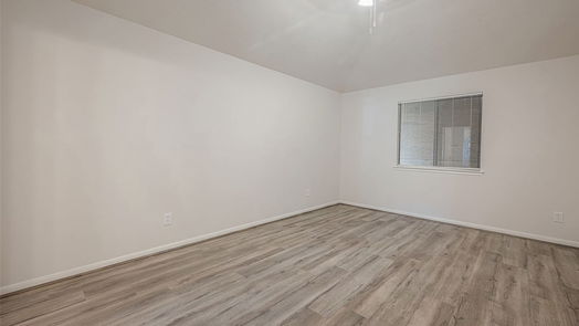 Conroe 1-story, 3-bed 415 E Little Oak Court-idx