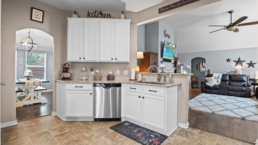 Spring 1-story, 3-bed 29307 Pear Side Court-idx