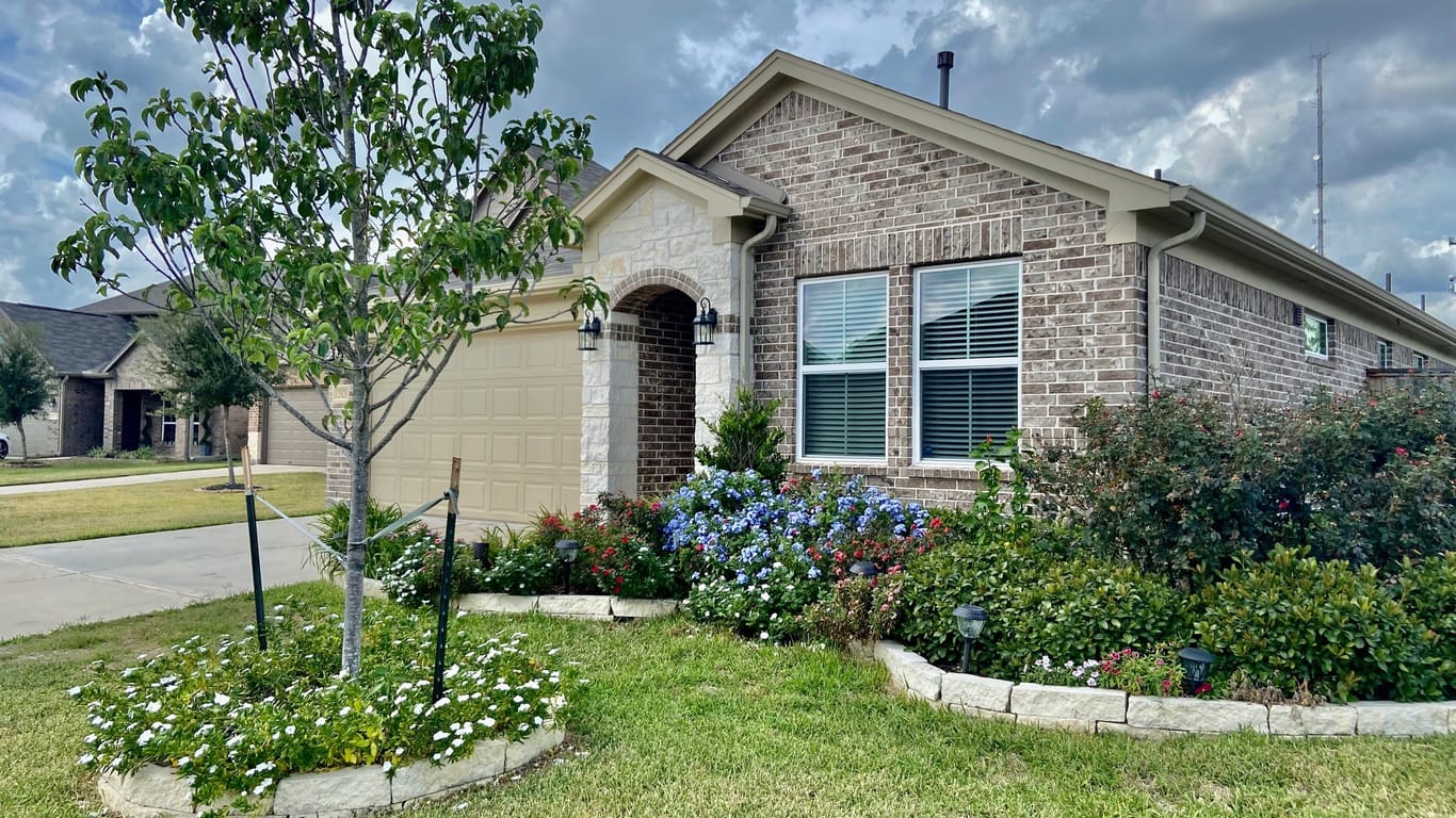 Spring 1-story, 3-bed 29219 Enchanted Falls Circle-idx