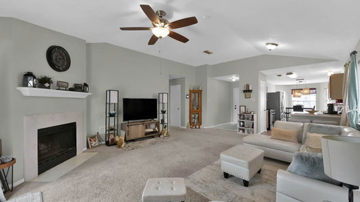 Spring 1-story, 3-bed 29222 Waltham Street-idx