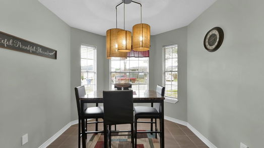 Spring 1-story, 3-bed 29222 Waltham Street-idx