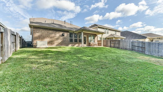 Spring 2-story, 4-bed 4554 Shallow Ember Drive-idx