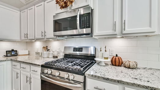 Spring 2-story, 4-bed 4554 Shallow Ember Drive-idx
