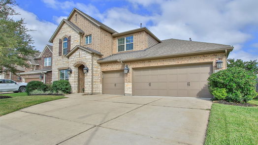 Spring 2-story, 4-bed 31771 Serrano Bluff Lane-idx
