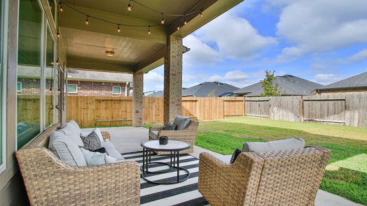 Spring 2-story, 4-bed 31771 Serrano Bluff Lane-idx