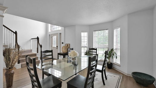 Spring 2-story, 4-bed 25619 Oakridge Forest Lane-idx
