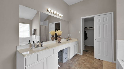 Spring 2-story, 4-bed 25619 Oakridge Forest Lane-idx