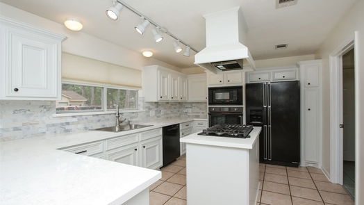 Spring 2-story, 3-bed 26615 Oak Hill Drive-idx