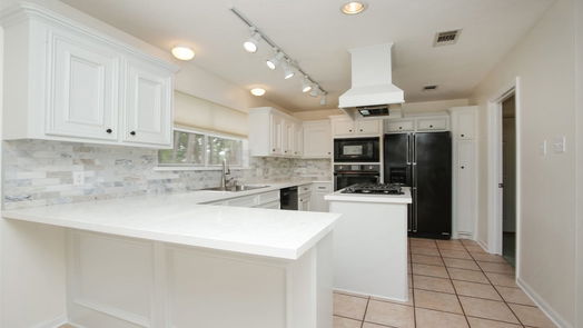 Spring 2-story, 3-bed 26615 Oak Hill Drive-idx