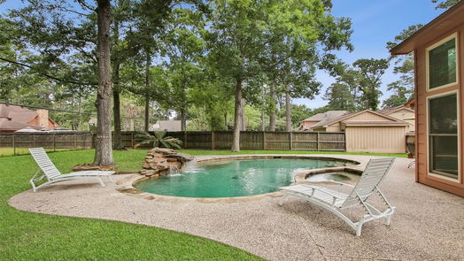 Spring 2-story, 3-bed 26615 Oak Hill Drive-idx