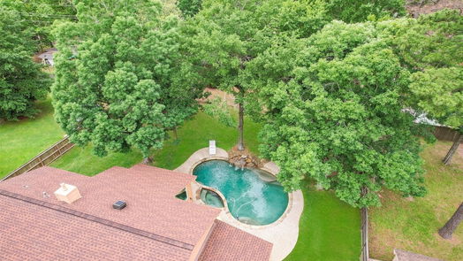 Spring 2-story, 3-bed 26615 Oak Hill Drive-idx