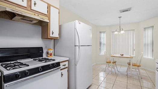 Spring 1-story, 3-bed 28927 Sedgefield Street-idx