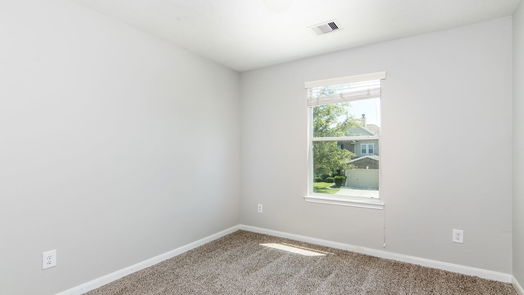 Spring 2-story, 3-bed 29315 Legends Bluff Drive-idx
