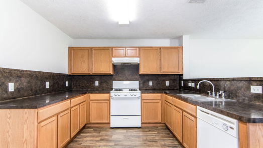 Spring 2-story, 3-bed 29315 Legends Bluff Drive-idx
