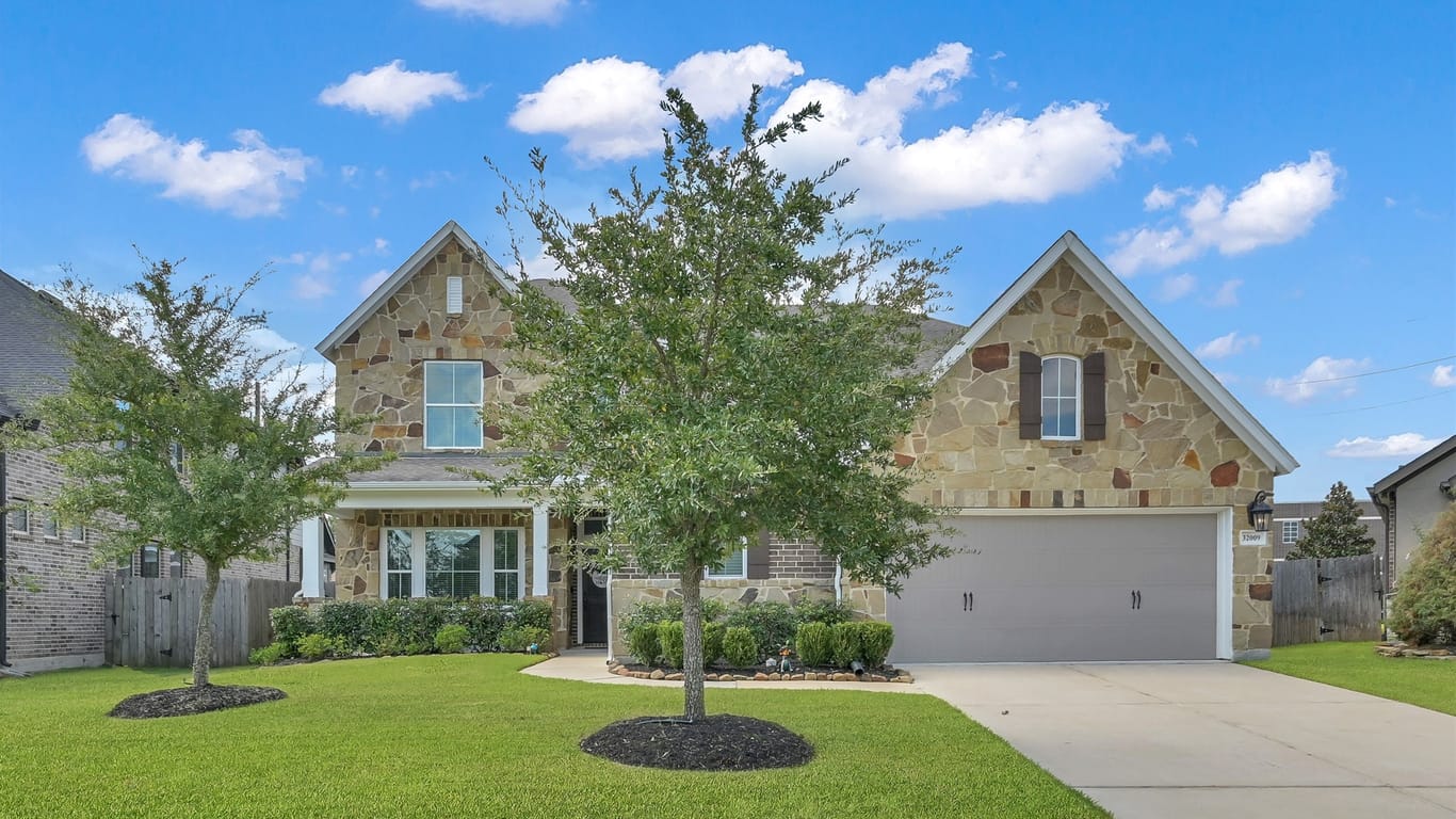 Spring 2-story, 4-bed 32009 Birch Briar Court-idx