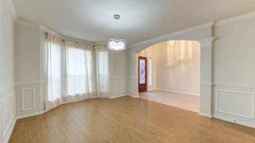 Spring 2-story, 5-bed 518 Anacacho Drive-idx