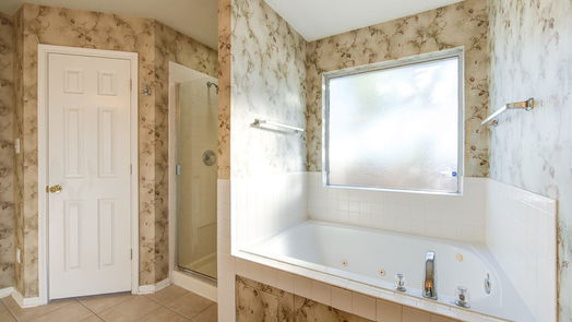 Spring 2-story, 5-bed 518 Anacacho Drive-idx