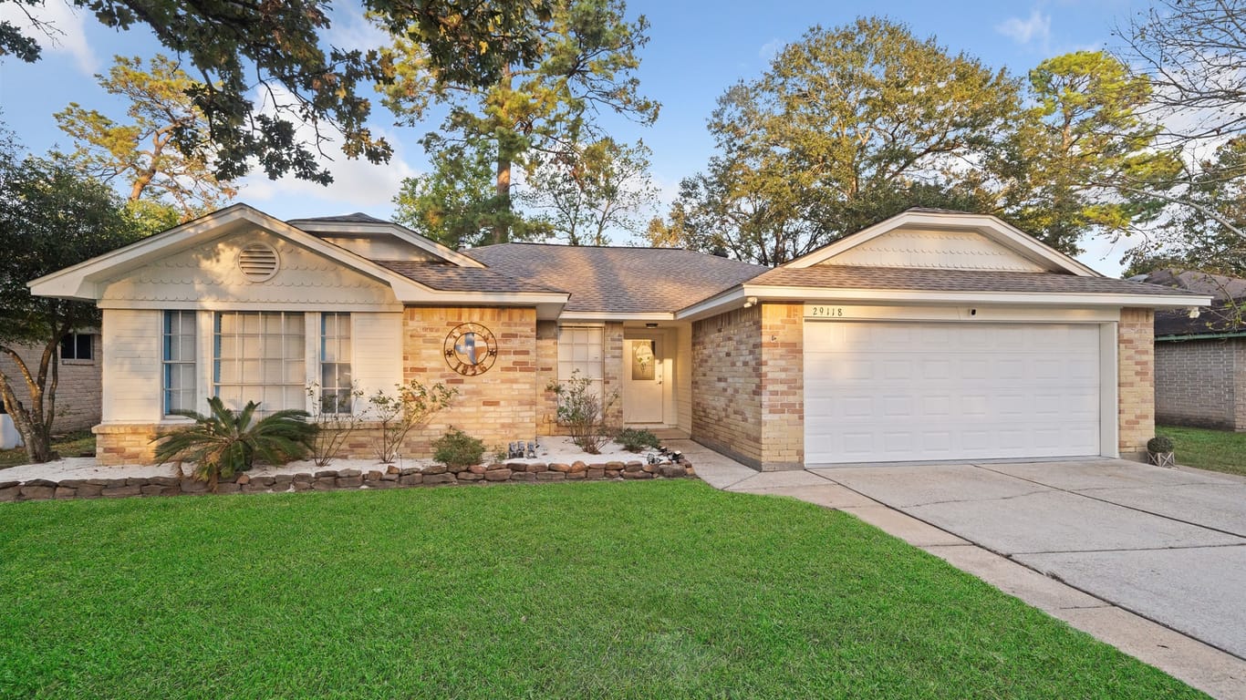 Spring 1-story, 3-bed 29118 Binefield Street-idx