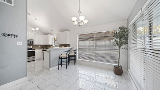 Spring 1-story, 3-bed 29118 Binefield Street-idx