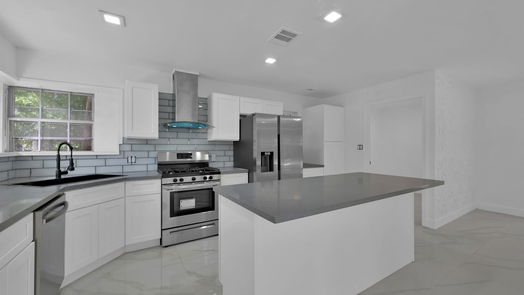 Spring 2-story, 4-bed 710 Magic Oaks Drive-idx