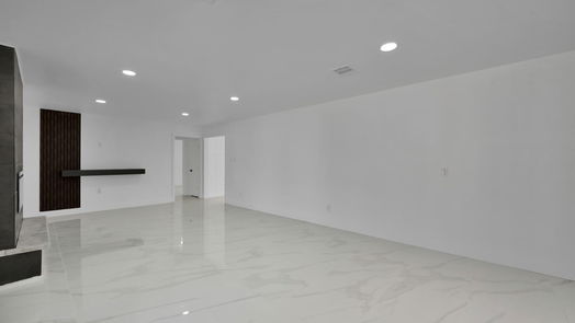 Spring 2-story, 4-bed 710 Magic Oaks Drive-idx