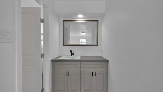 Spring 2-story, 4-bed 710 Magic Oaks Drive-idx