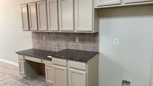 Spring 2-story, 5-bed 21010 Manon Lane-idx