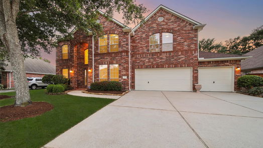 Spring 2-story, 5-bed 20207 Glen Lake Drive-idx